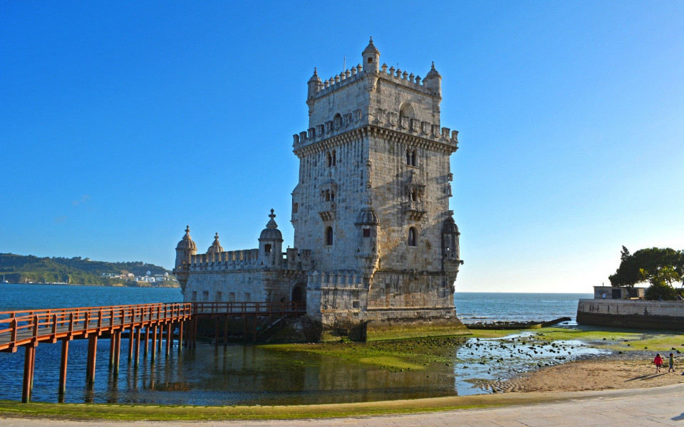 Torre de Bel&eacute;m in Lissabon Portugal